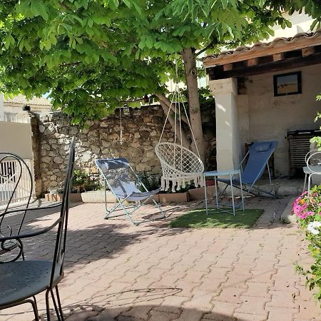 فيلا La Capucinette A L'Ombre Du Marronnier موسان ليه ألبيل المظهر الخارجي الصورة